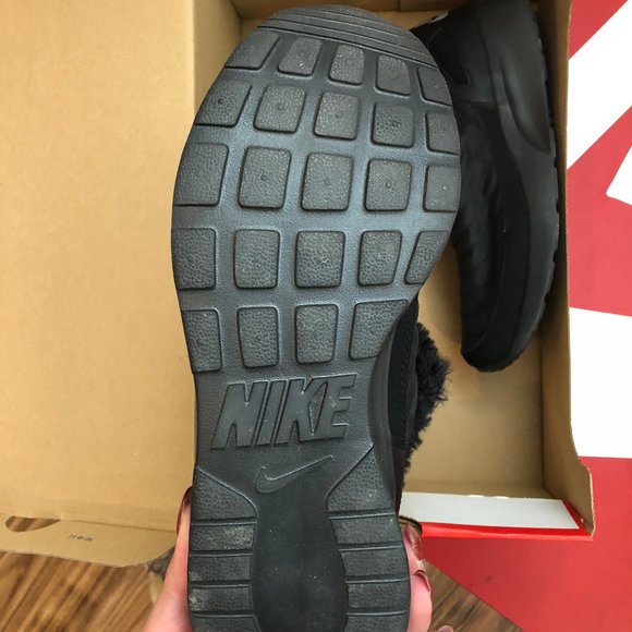 NWB Nike Kaishi Winter High Boots 8.5 - Picture 2 of 5